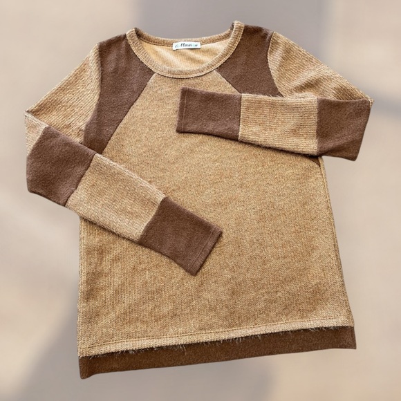 FUZZY SWEATER - Picture 10 of 11